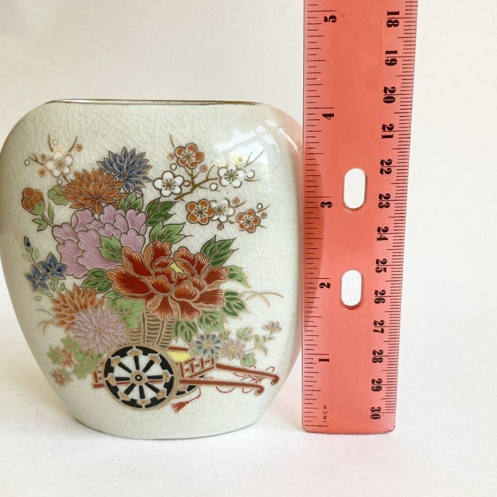 Vintage Asian Japanese Vase Porcelain Flower Cart Cream Pink Small Made in Japan - Picture 8 of 16